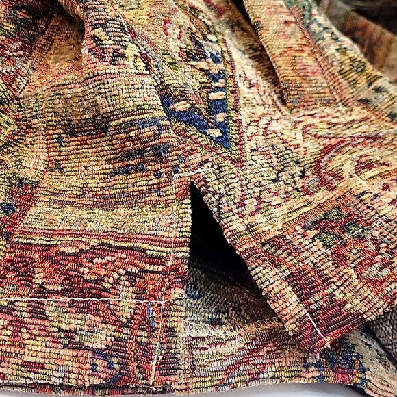 E-L-C-C VIintage Tapestry Jacket.  Size Medium. Great Condition. - Picture 9 of 10